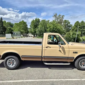 1990 Ford F-150 XLT Lariat