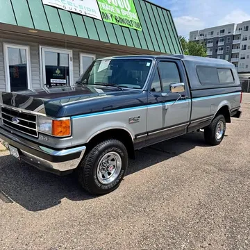 1990 Ford F-150 XLT Pickup 4D 8 ft