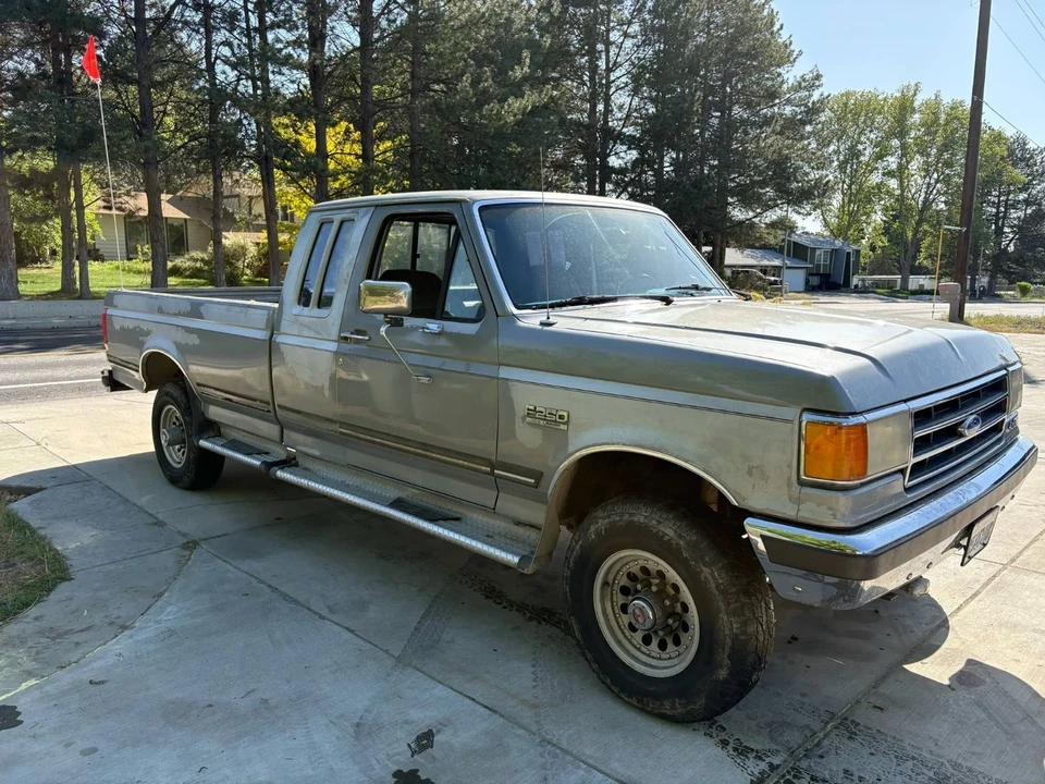 1990 Ford F-Series 8th Gen - Image 2 of 11
