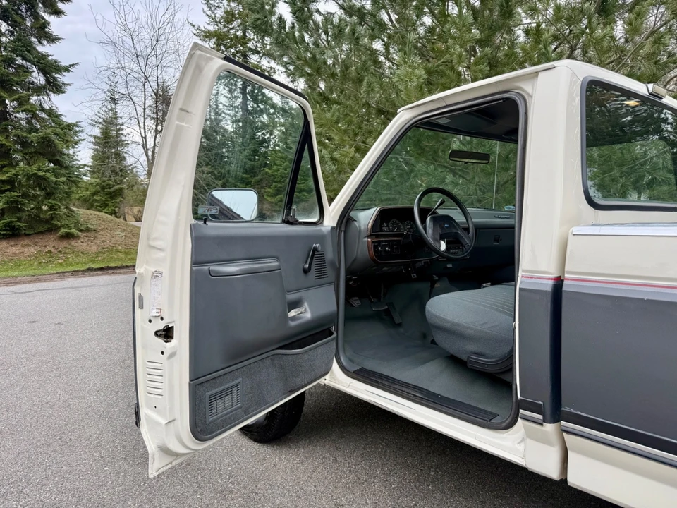 1990 Ford F-Series 8th Gen - Image 27 of 31