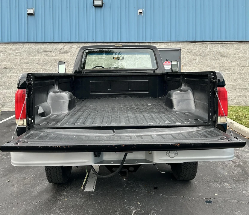 1990 Ford F-Series 8th Gen - Image 17 of 31
