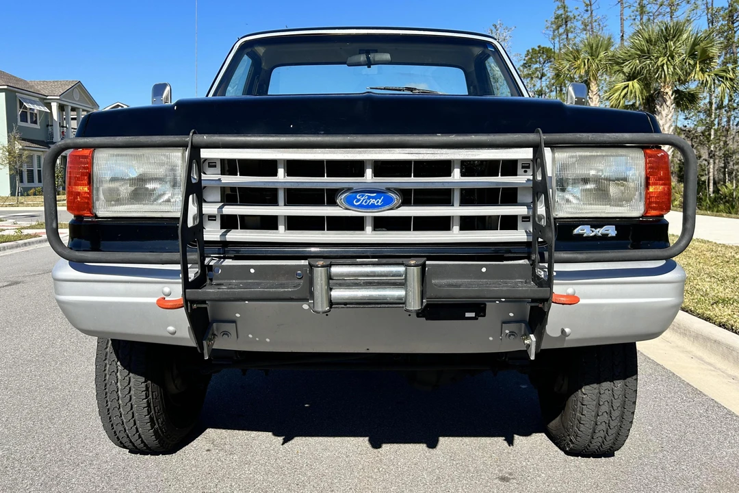 1990 Ford F-Series 8th Gen - Image 2 of 31