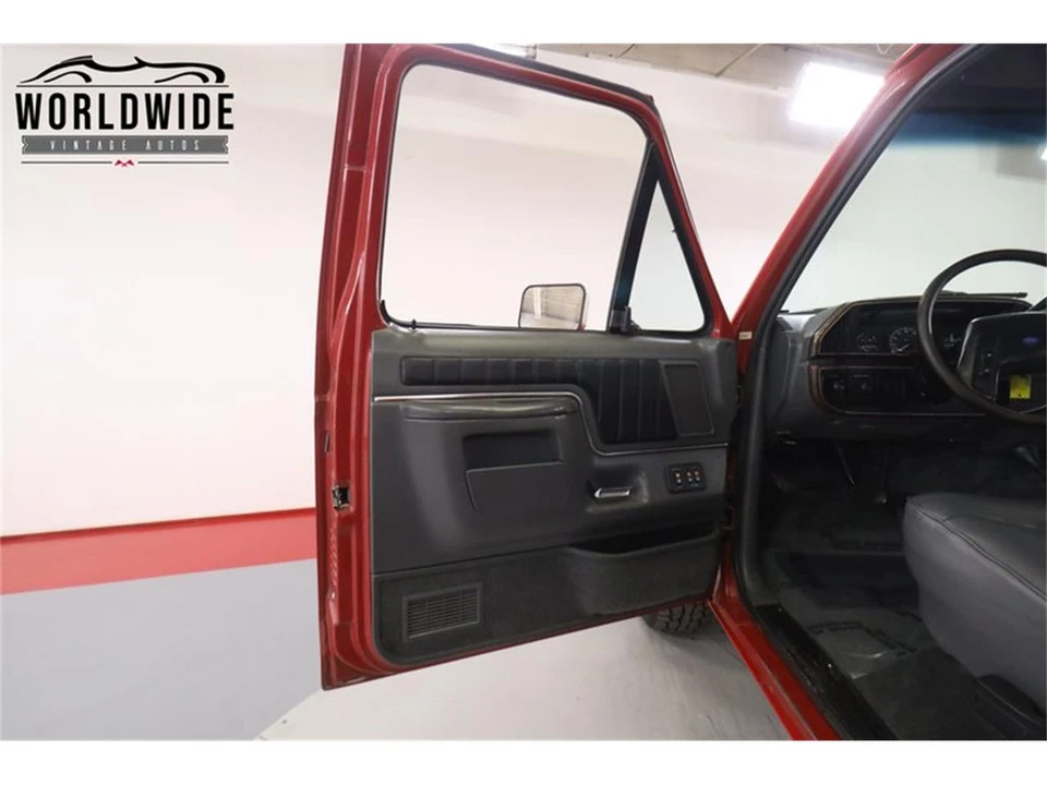 1990 Ford F-Series 8th Gen - Image 25 of 31