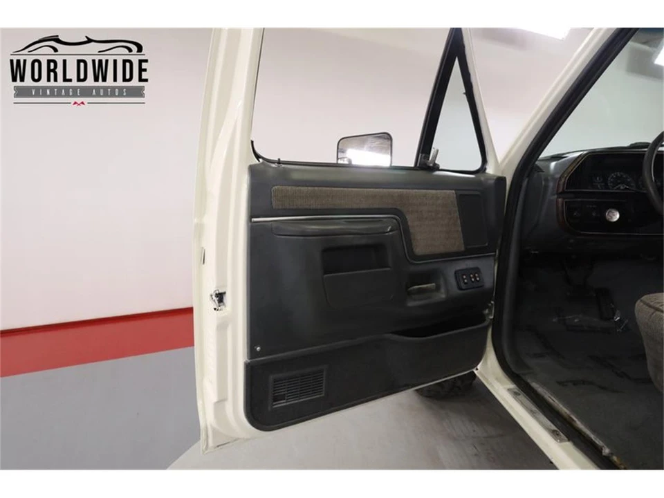 1990 Ford F-Series 8th Gen - Image 25 of 31