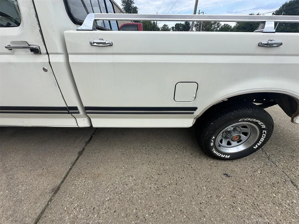 1990 Ford F-Series 8th Gen - Image 4 of 16