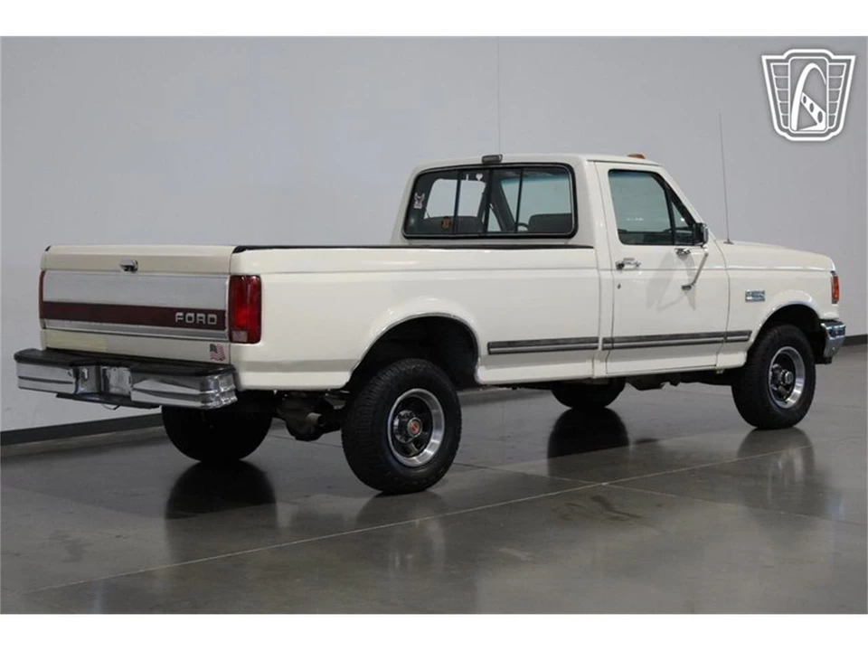 1990 Ford F-Series 8th Gen - Image 16 of 31
