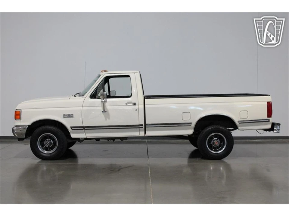 1990 Ford F-Series 8th Gen - Image 18 of 31