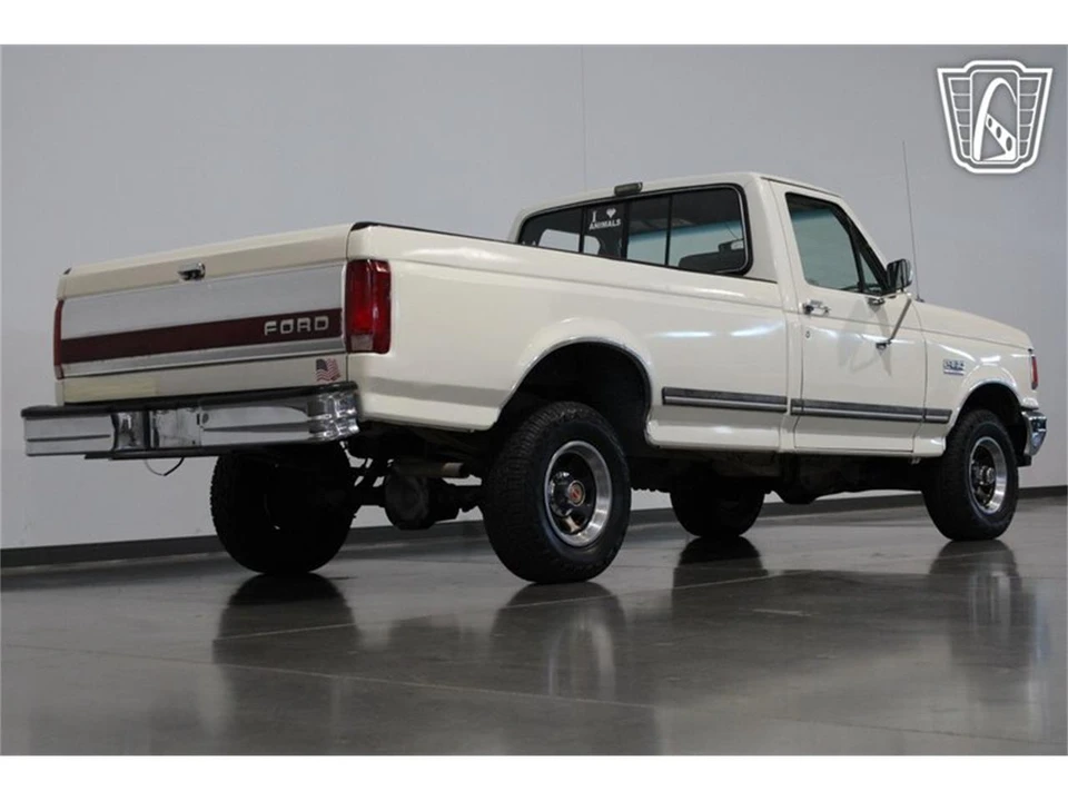 1990 Ford F-Series 8th Gen - Image 24 of 31
