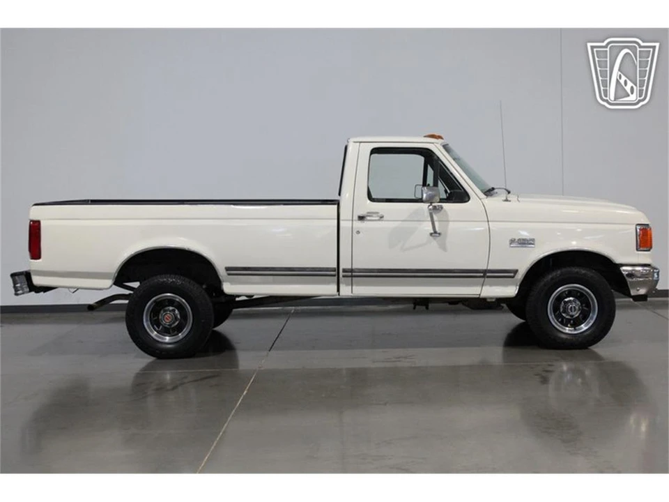 1990 Ford F-Series 8th Gen - Image 15 of 31
