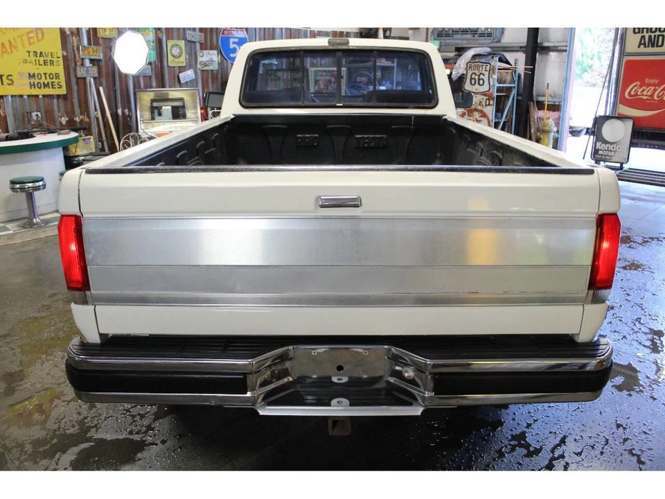 1990 Ford F-Series 8th Gen - Image 16 of 31