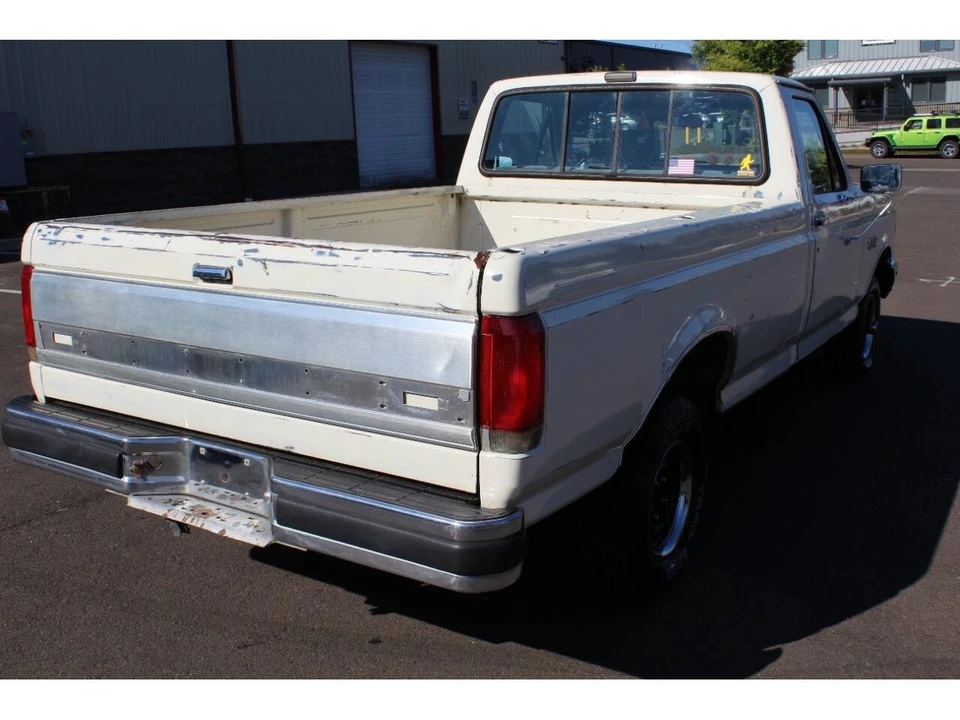 1990 Ford F-Series 8th Gen - Image 8 of 31