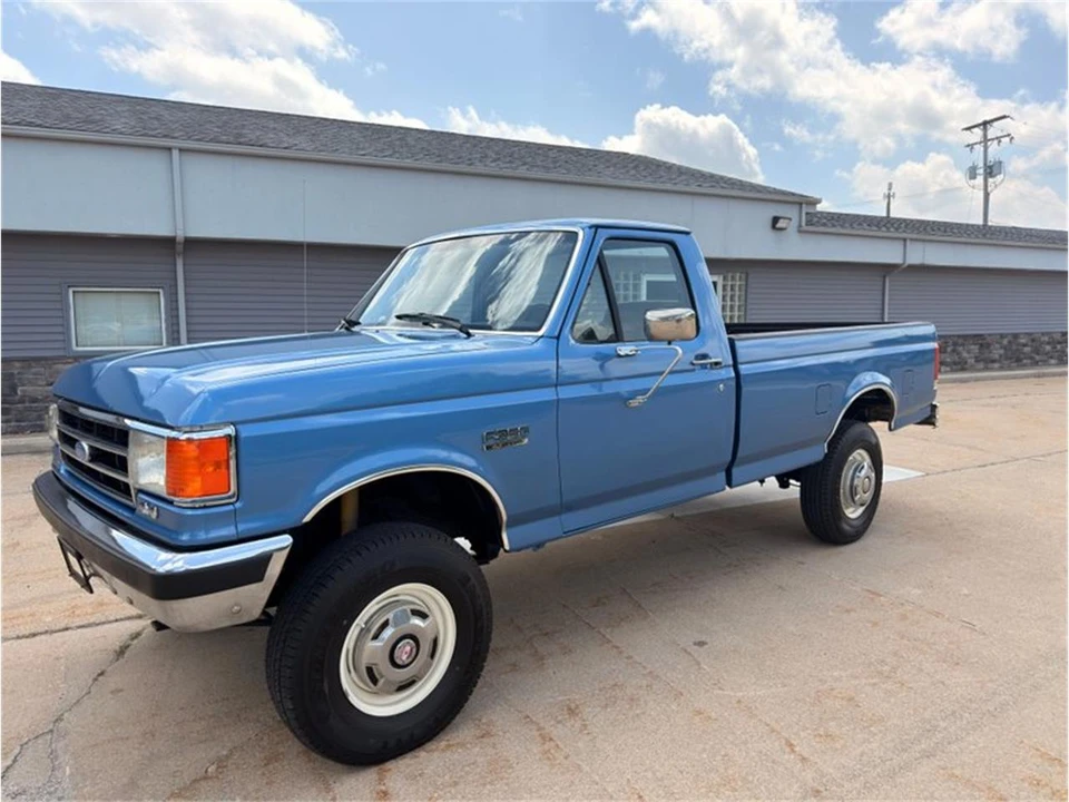 1990 Ford F-Series 8th Gen - Image 2 of 31