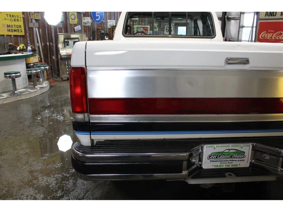 1990 Ford F-Series 8th Gen - Image 26 of 31