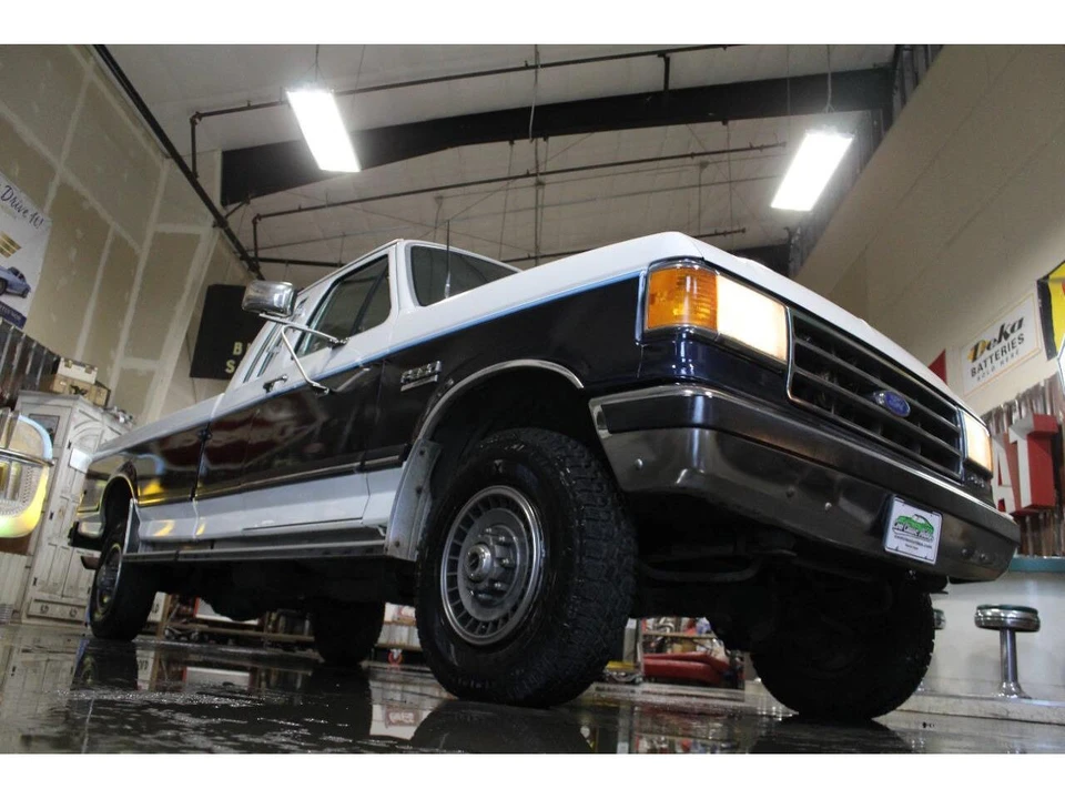 1990 Ford F-Series 8th Gen - Image 17 of 31