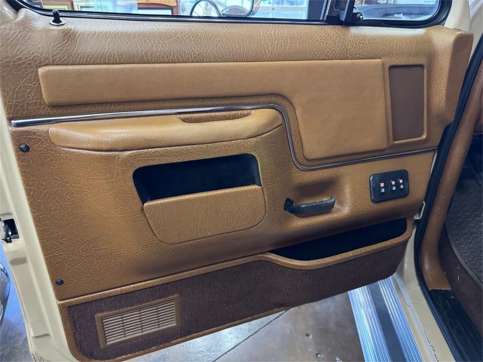 1990 Ford F-Series 8th Gen - Image 8 of 18