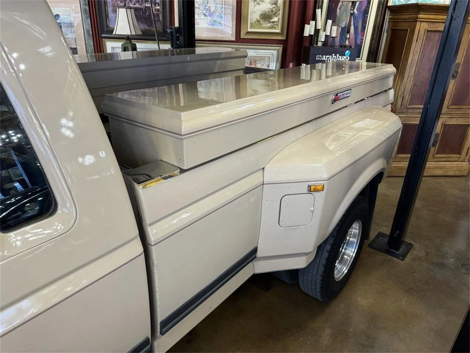 1990 Ford F-Series 8th Gen - Image 9 of 18
