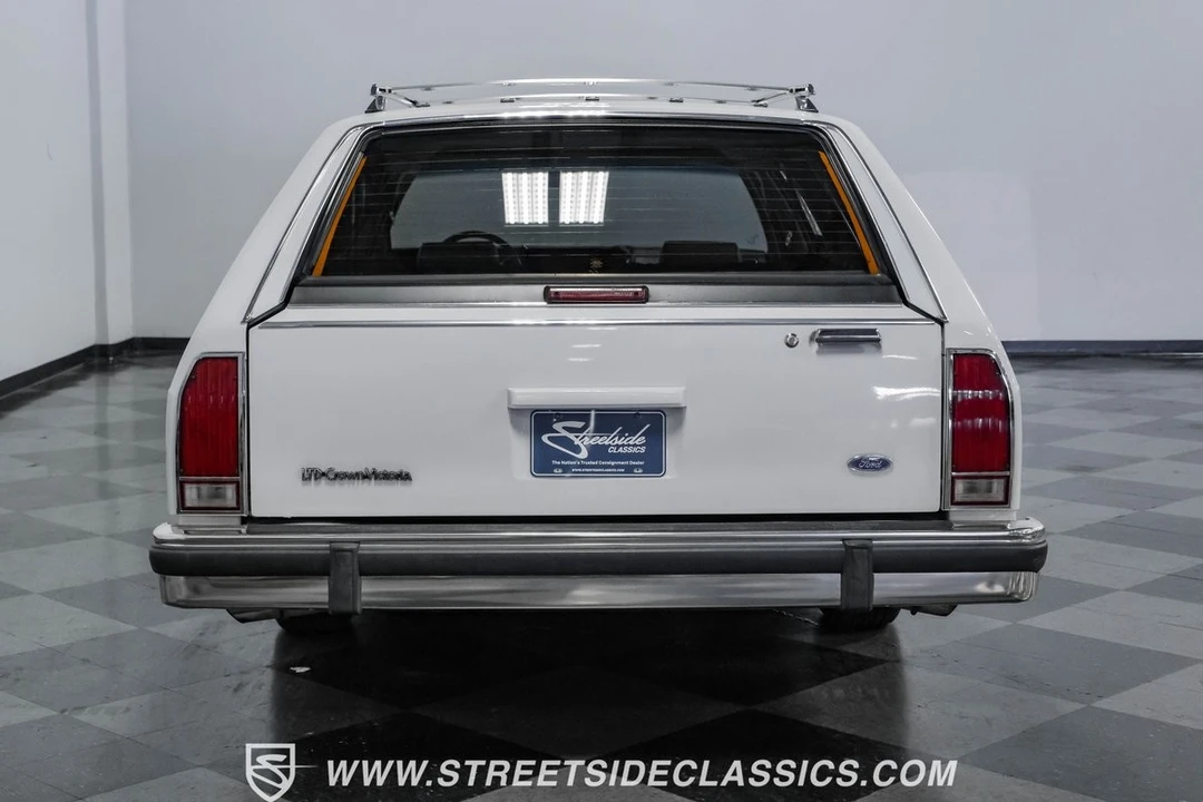 1990 Ford Crown Victoria - Image 11 of 12