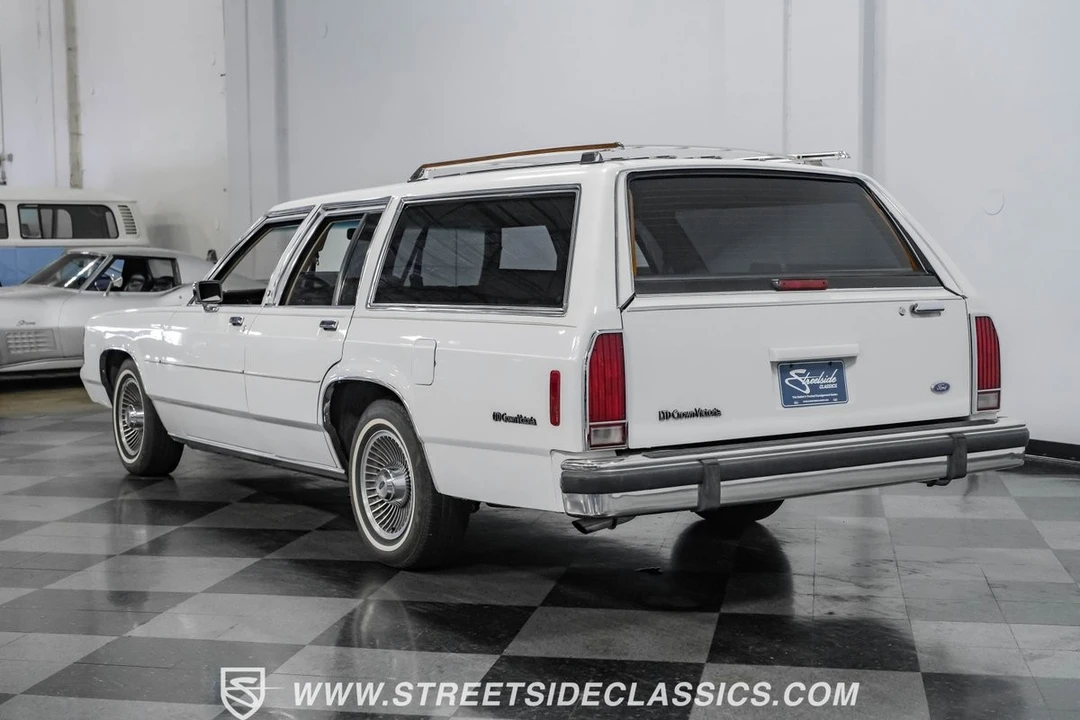 1990 Ford Crown Victoria - Image 10 of 12