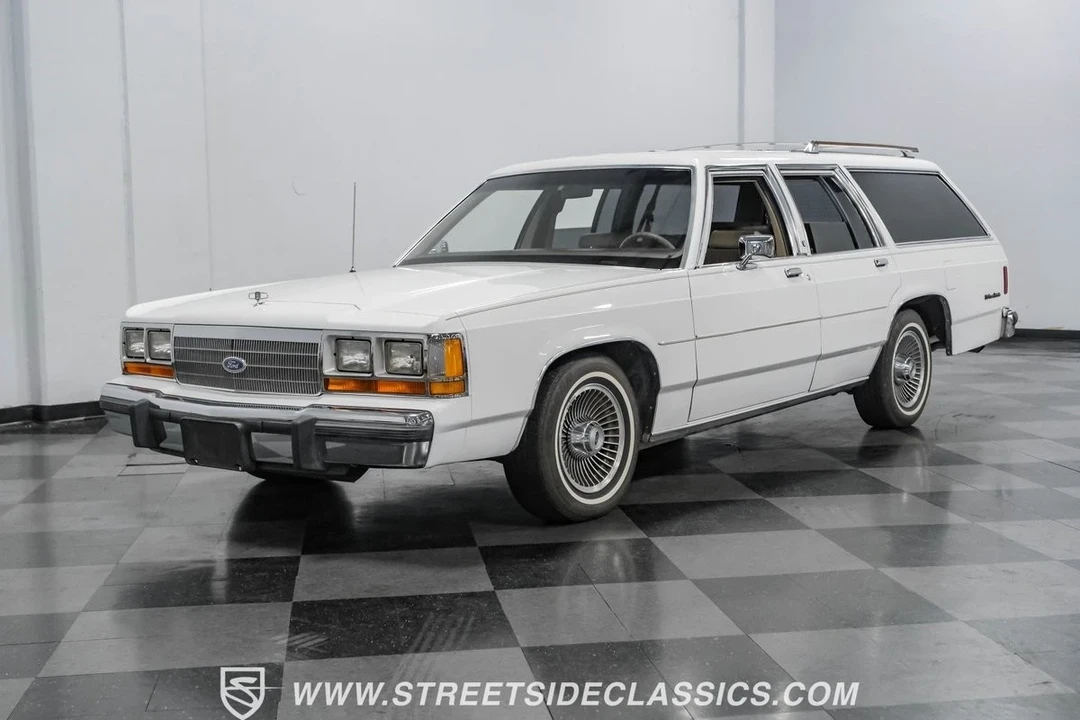 1990 Ford Crown Victoria - Image 20 of 21