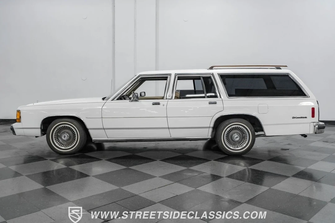 1990 Ford Crown Victoria - Image 7 of 12