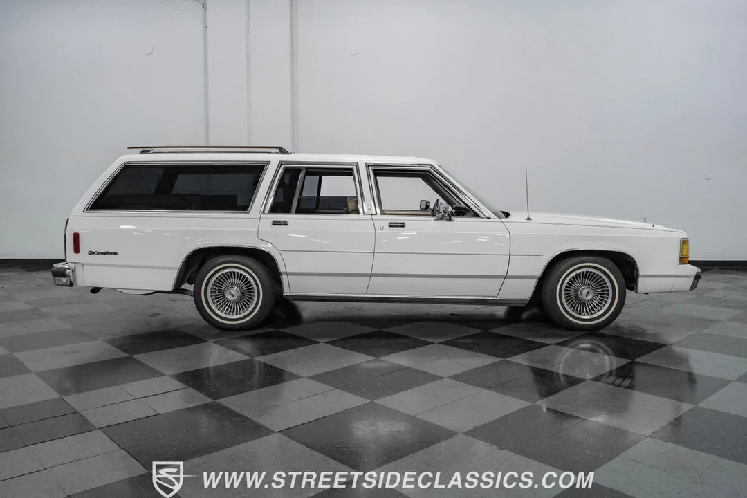 1990 Ford Crown Victoria - Image 15 of 21