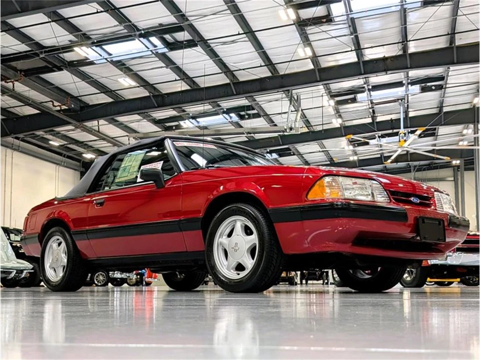 1990 Ford Mustang 3rd Gen - Image 3 of 23