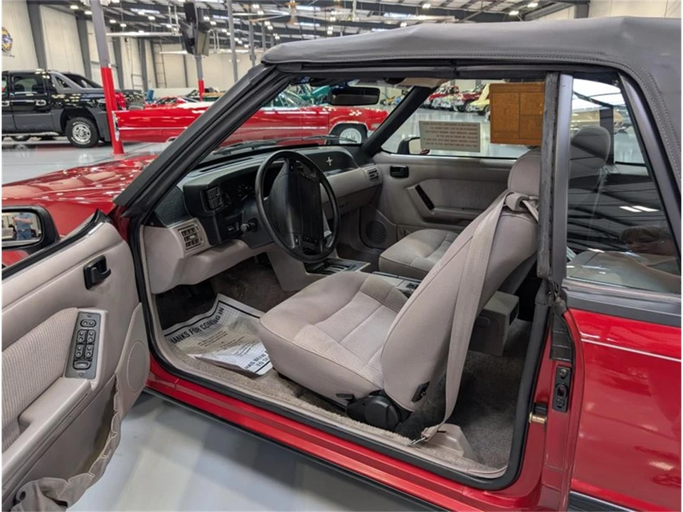 1990 Ford Mustang 3rd Gen - Image 13 of 23