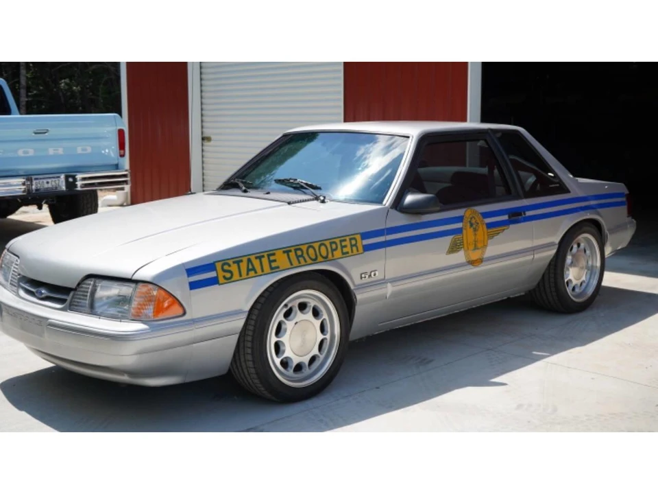 1990 Ford Mustang 3rd Gen - Image 16 of 31