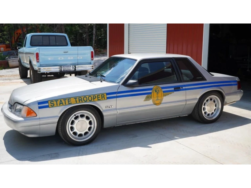 1990 Ford Mustang 3rd Gen - Image 17 of 31