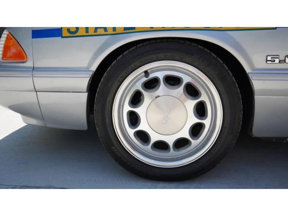 1990 Ford Mustang 3rd Gen - Image 12 of 31