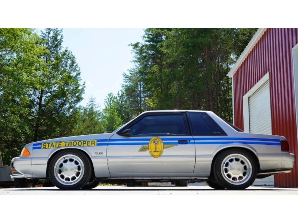 1990 Ford Mustang 3rd Gen - Image 19 of 31