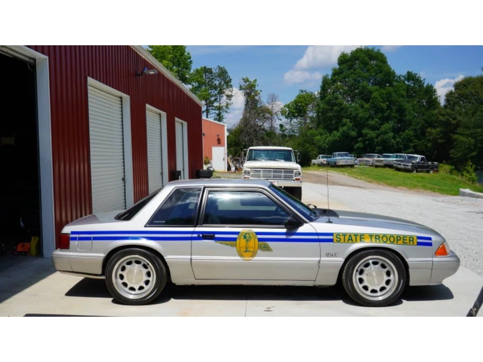 1990 Ford Mustang 3rd Gen - Image 25 of 31