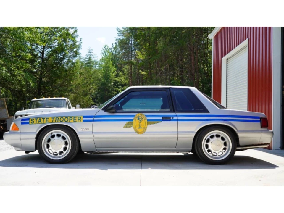 1990 Ford Mustang 3rd Gen - Image 9 of 31