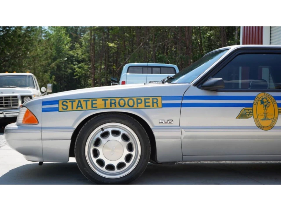 1990 Ford Mustang 3rd Gen - Image 11 of 31