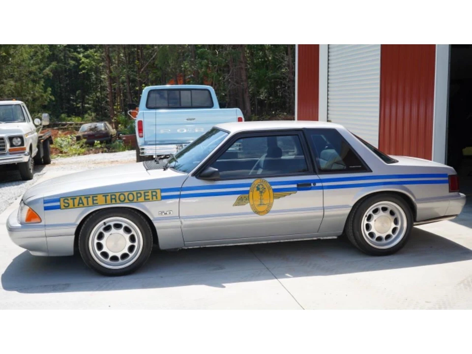 1990 Ford Mustang 3rd Gen - Image 18 of 31