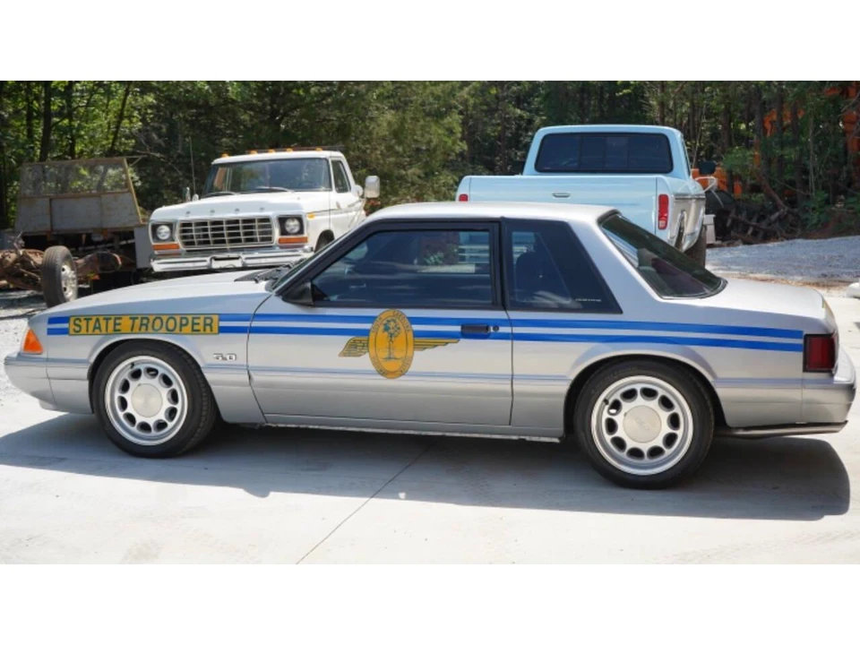 1990 Ford Mustang 3rd Gen - Image 20 of 31
