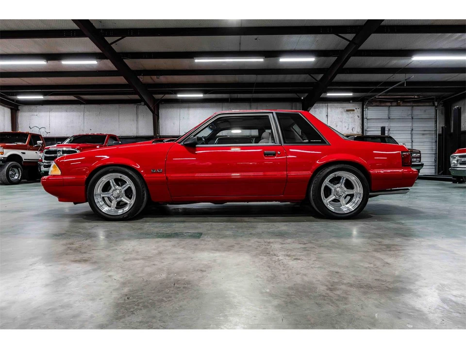 1990 Ford Mustang 3rd Gen - Image 2 of 24