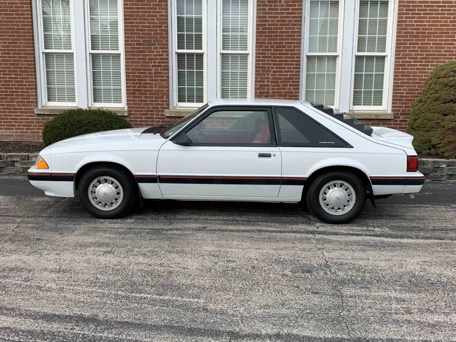 1990 Ford Mustang 3rd Gen - Image 2 of 7