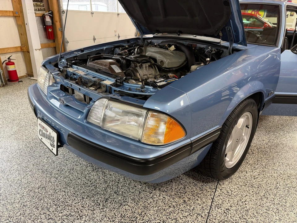 1990 Ford Mustang 3rd Gen - Image 16 of 21