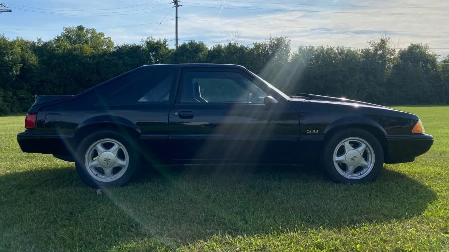 1990 Ford Mustang 3rd Gen - Image 10 of 14