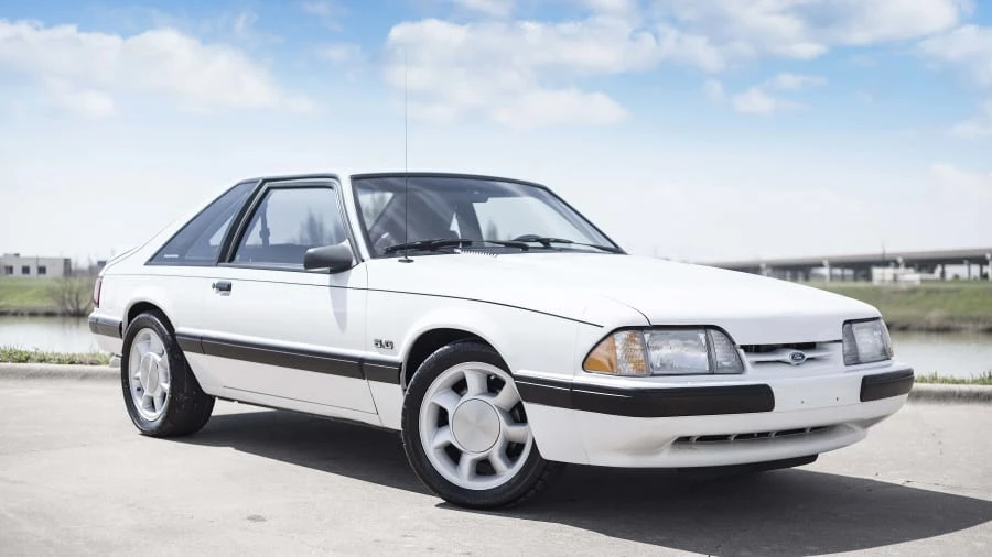 1990 Ford Mustang 3rd Gen - Image 4 of 12