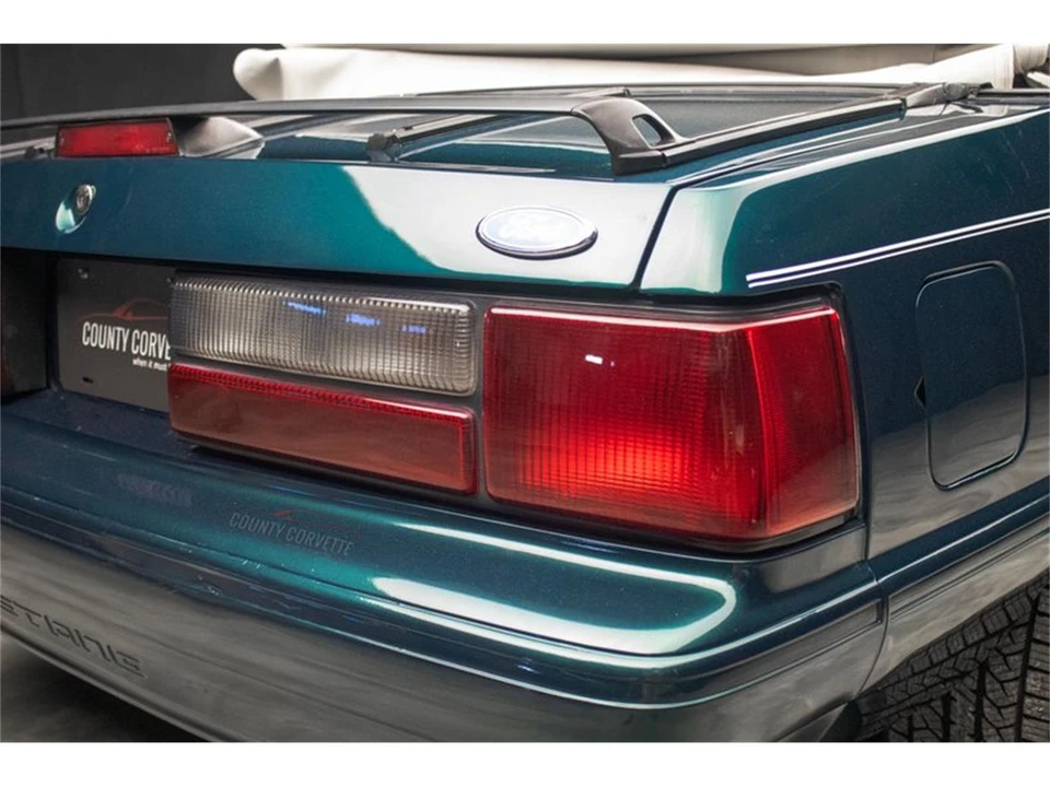 1990 Ford Mustang 3rd Gen - Image 20 of 31