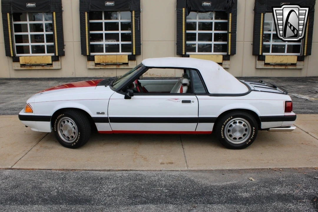 1990 Ford Mustang 3rd Gen - Image 5 of 12
