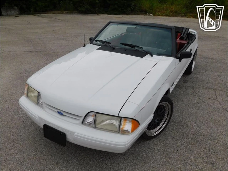 1990 Ford Mustang 3rd Gen - Image 24 of 31