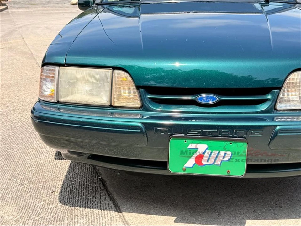 1990 Ford Mustang 3rd Gen - Image 28 of 31