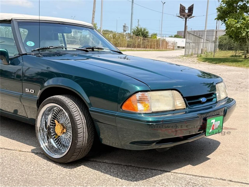 1990 Ford Mustang 3rd Gen - Image 25 of 31