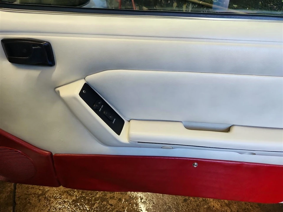 1990 Ford Mustang 3rd Gen - Image 20 of 31