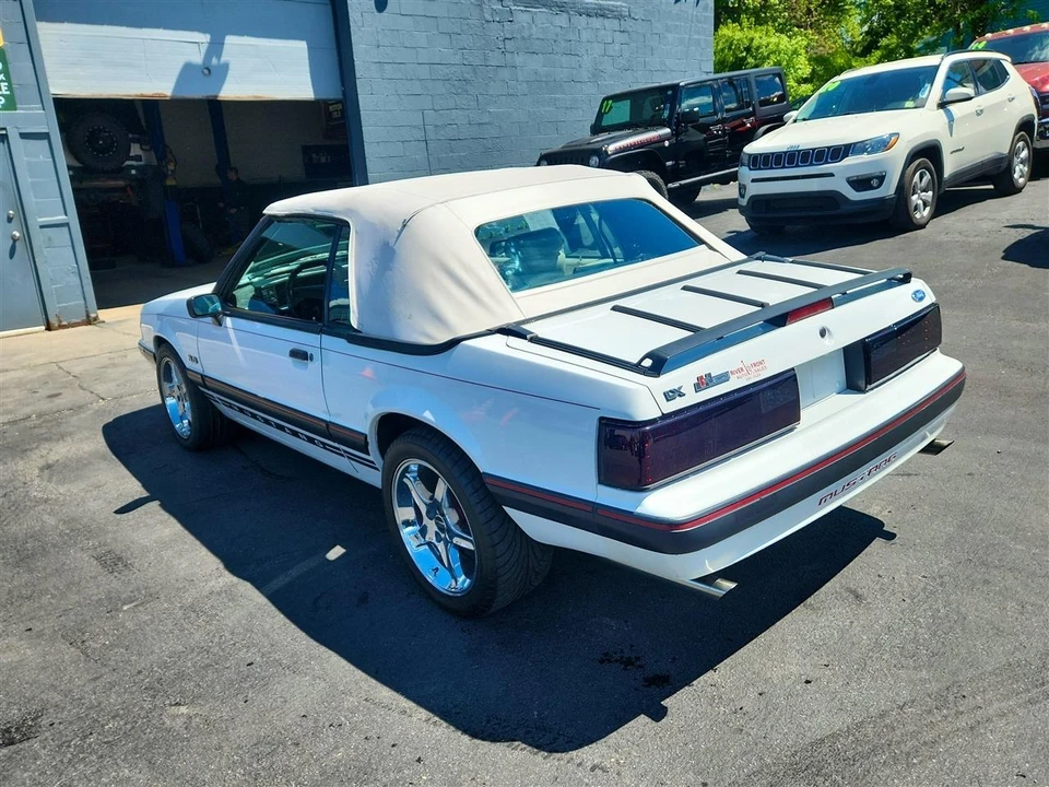 1990 Ford Mustang 3rd Gen - Image 30 of 31