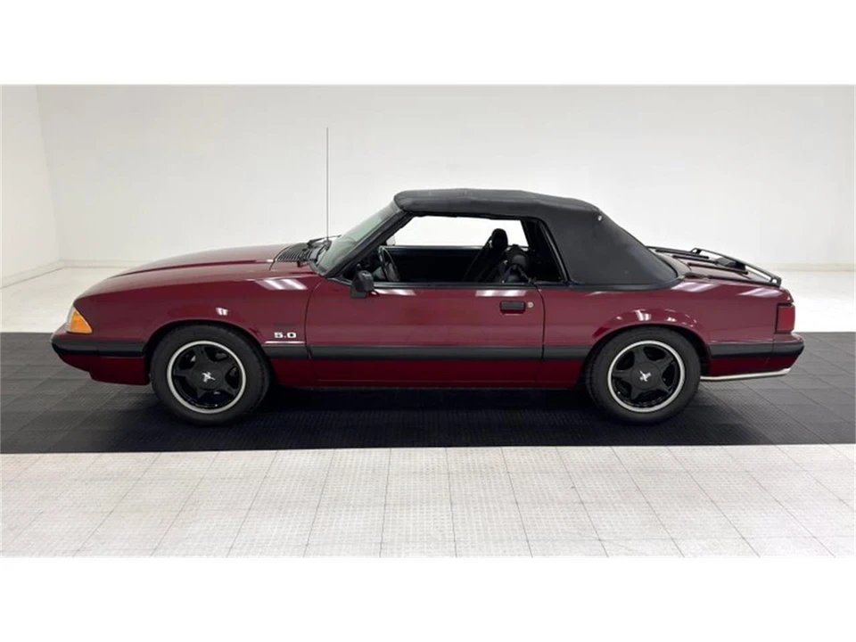 1990 Ford Mustang 3rd Gen - Image 3 of 31