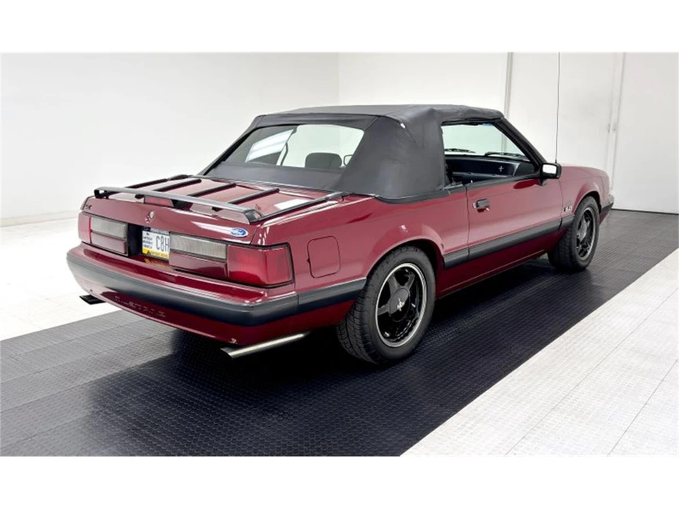 1990 Ford Mustang 3rd Gen - Image 8 of 31